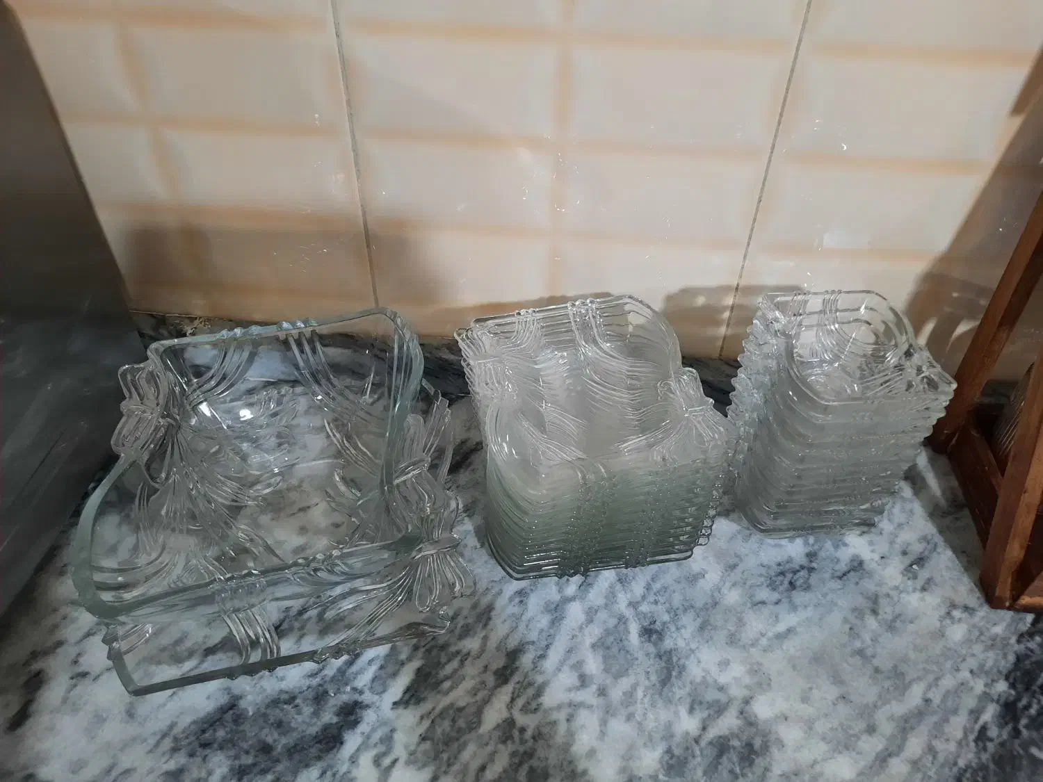 ظرف پذیرایی|ظروف سرو و پذیرایی|مشکین‌دشت, |دیوار