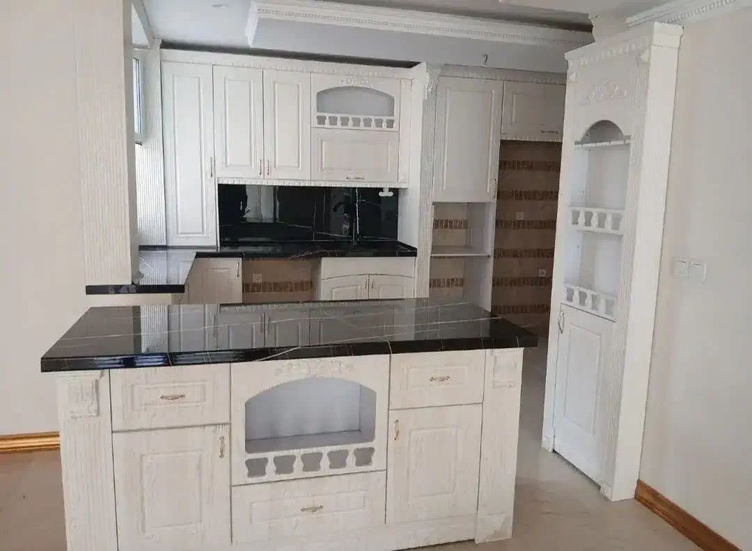 کابینت سفید صدفی دکور دار ((امیرعلی))|مصالح و تجهیزات ساختمان|سمنان, |دیوار