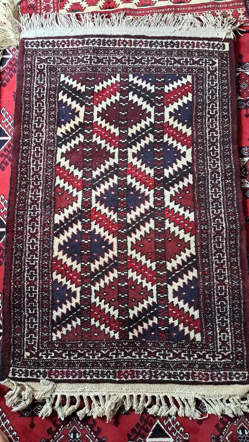 فرش دستباف ترکمن|فرش|بندر ترکمن, |دیوار