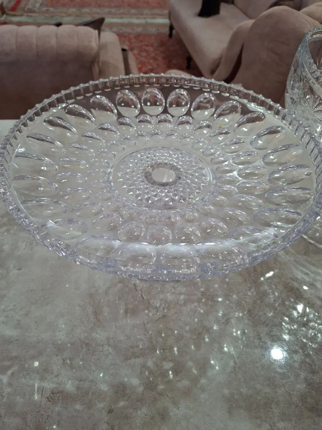 ظروف شیشه فرانسوی و ایرانی|ظروف سرو و پذیرایی|قصرشیرین, |دیوار