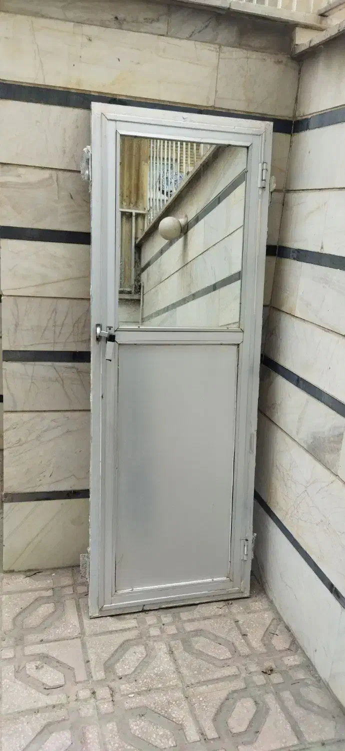 درب آلومینیومی در آلومینیوم|مصالح و تجهیزات ساختمان|تهران, شهرک رضویه|دیوار