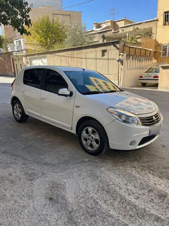 ساندرو استب وی مدل ۹۵|خودرو سواری و وانت|همدان, |دیوار