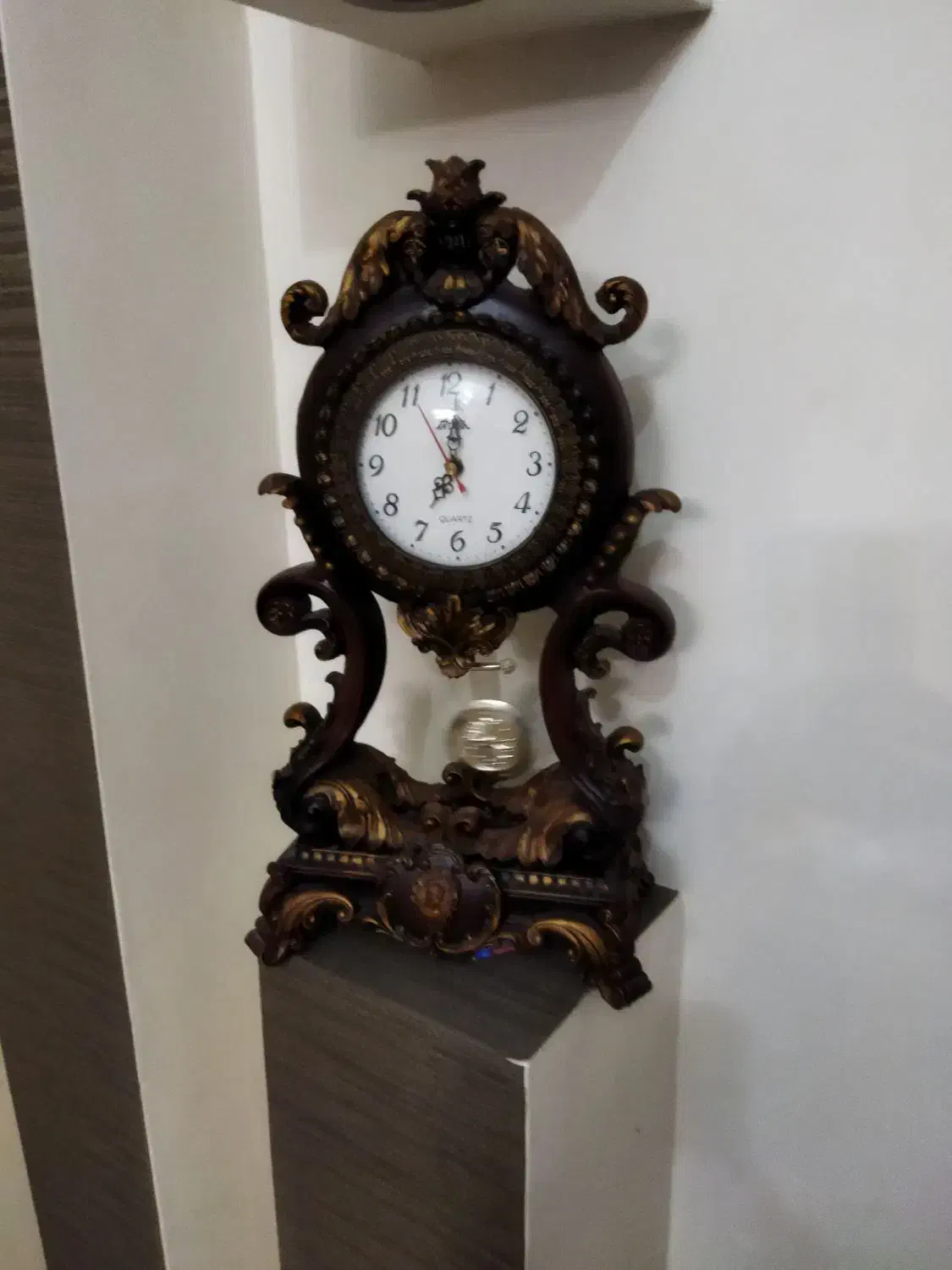 لوستر برنز|لوستر و چراغ آویز|تهران, گلستان (شهرک راه آهن)|دیوار