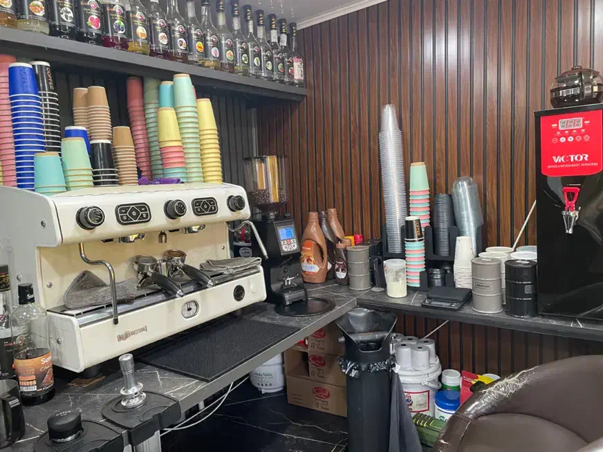 دو عدد کانکس کافه و فست فود با تمامی تجهیزات|کافی‌شاپ و رستوران|رودهن, |دیوار