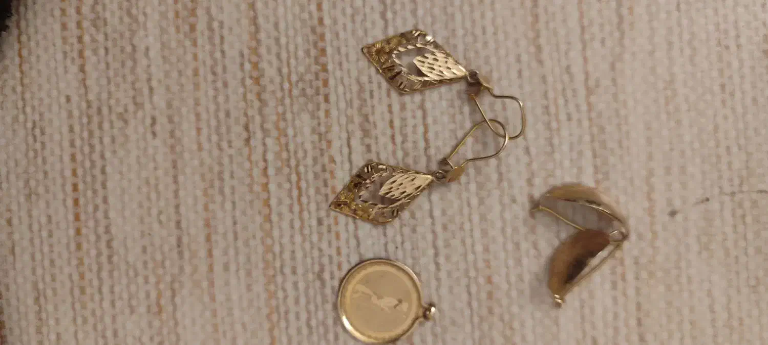 طلا|جواهرات|لردگان, |دیوار