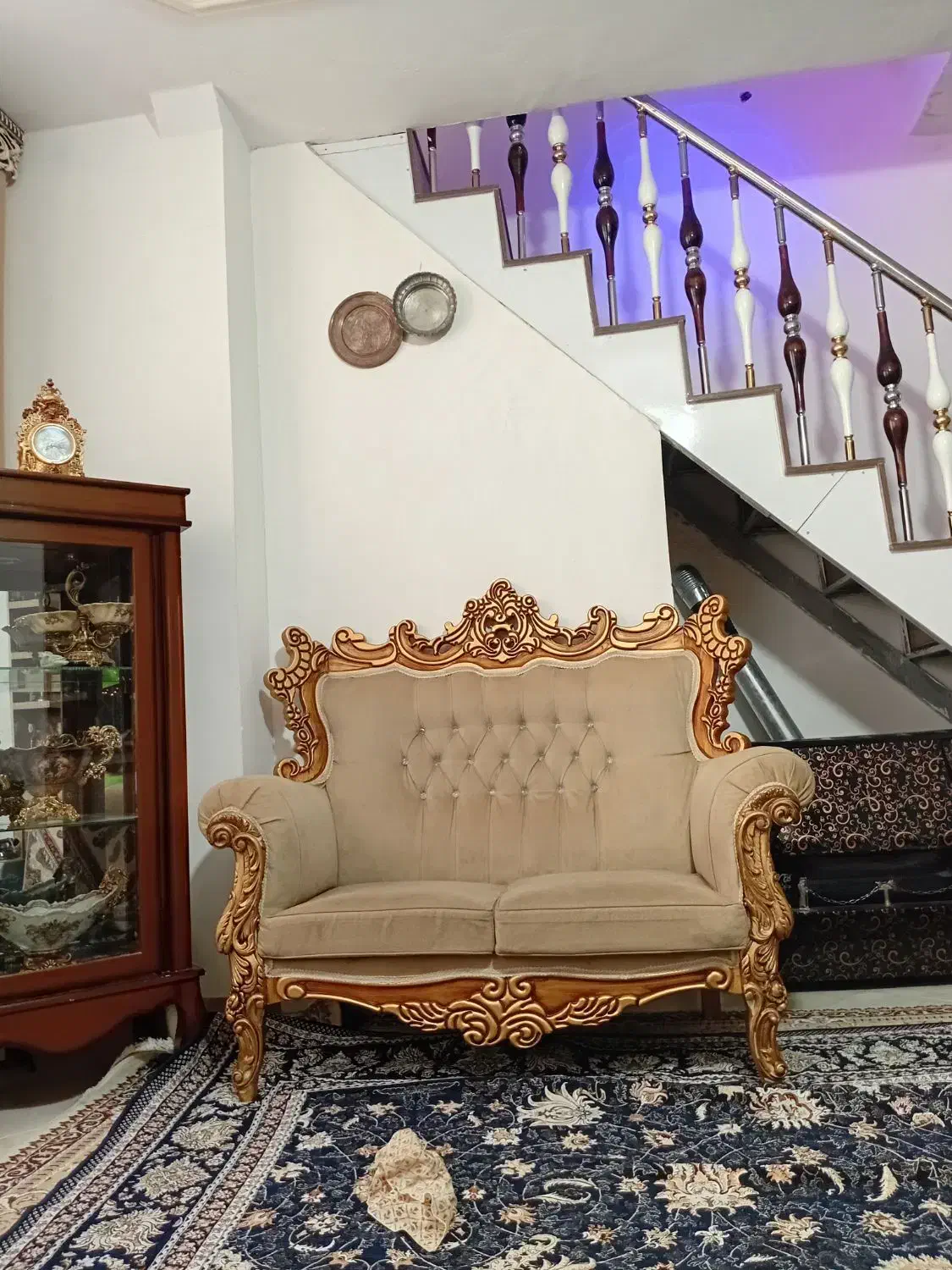 مبل سلطنتی|مبلمان خانگی و میز عسلی|بیرجند, |دیوار