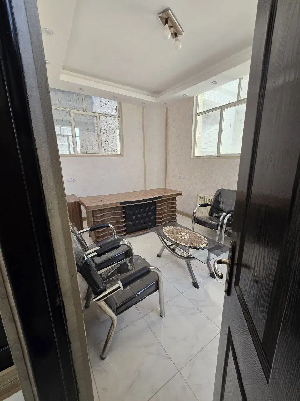 فروش اداری تابلو خور محله ب۴/تهاتر با مسکونی|فروش دفتر کار، اتاق اداری، مطب|فولادشهر, B4|دیوار