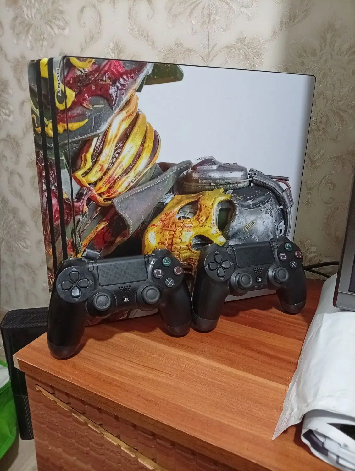 ps4پرو پلی سالم وتمیزفروش یا معاوضه باگوشی|کنسول، بازی ویدئویی و آنلاین|تهران, کیانشهر|دیوار