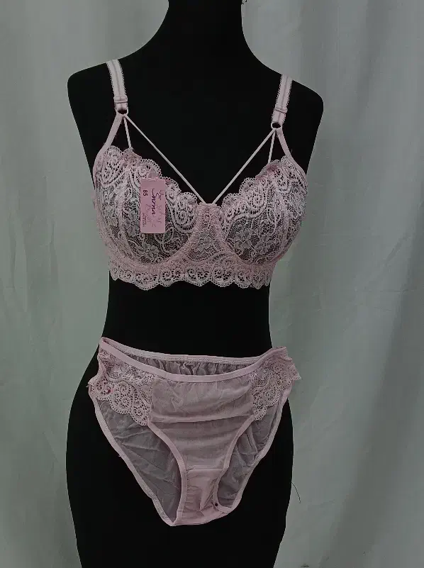 لباس زیر زنانه/لباس تن ناز|لباس|قائن, |دیوار