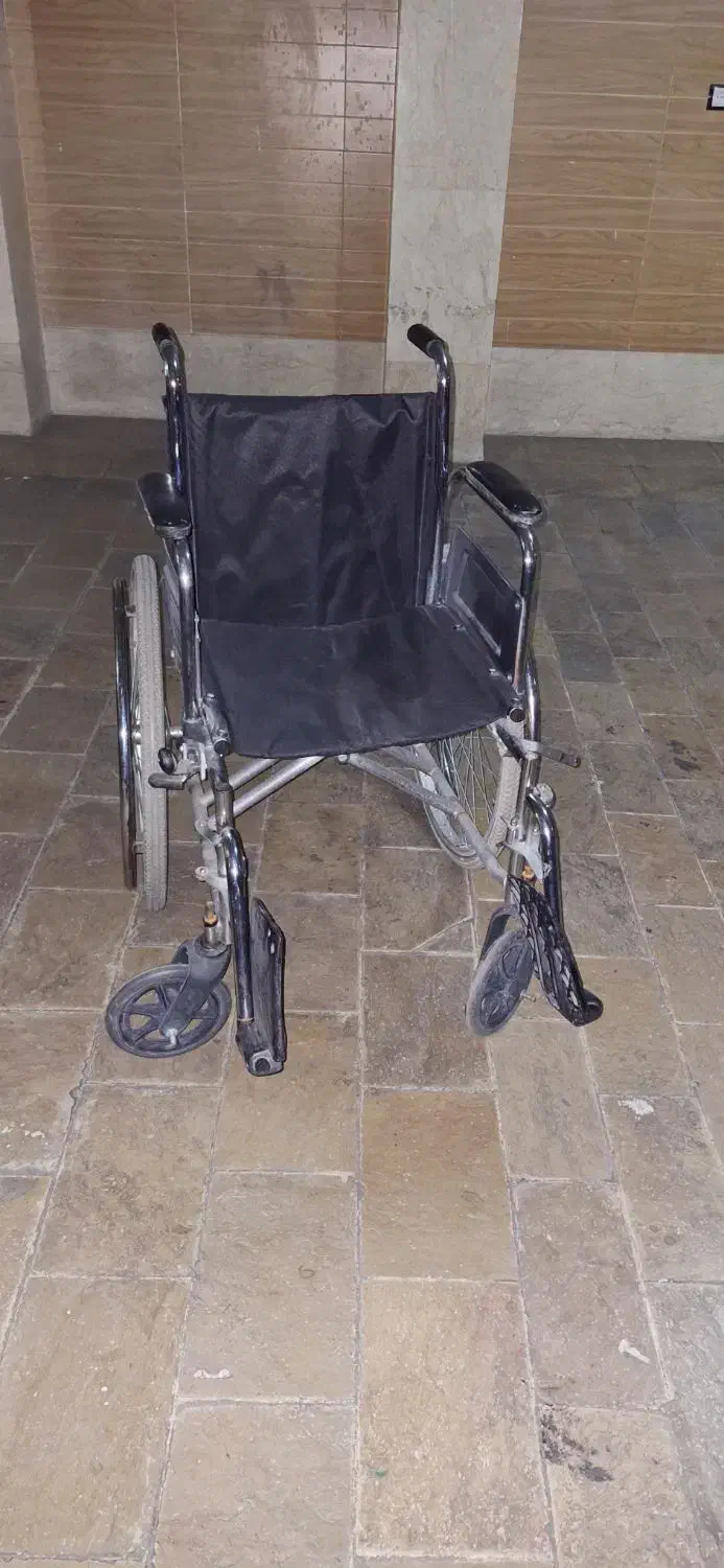 ویلچر|آرایشی، بهداشتی، درمانی|رودهن, |دیوار