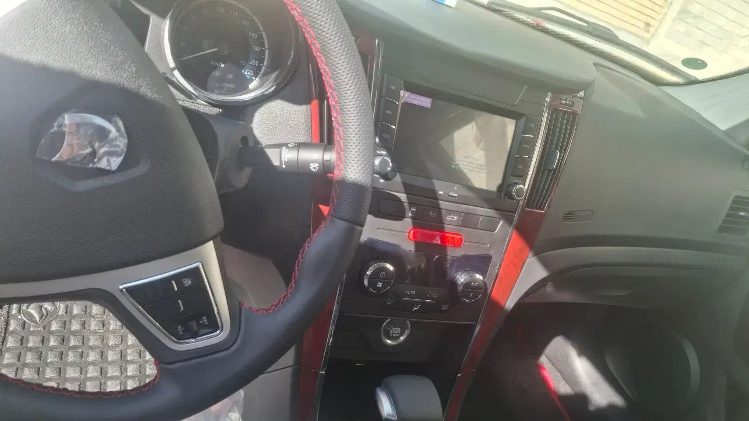 دنا پلاس اتومات آپشنال 1404|خودرو سواری و وانت|بافت, |دیوار