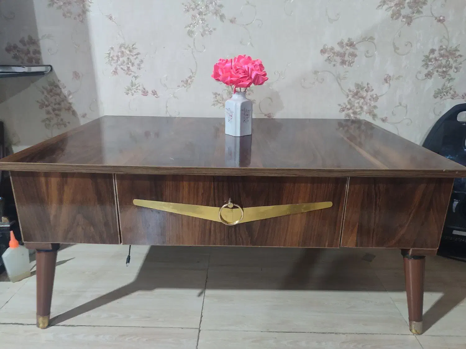 مبل چستر ۹نفره|مبلمان خانگی و میز عسلی|صفادشت, |دیوار