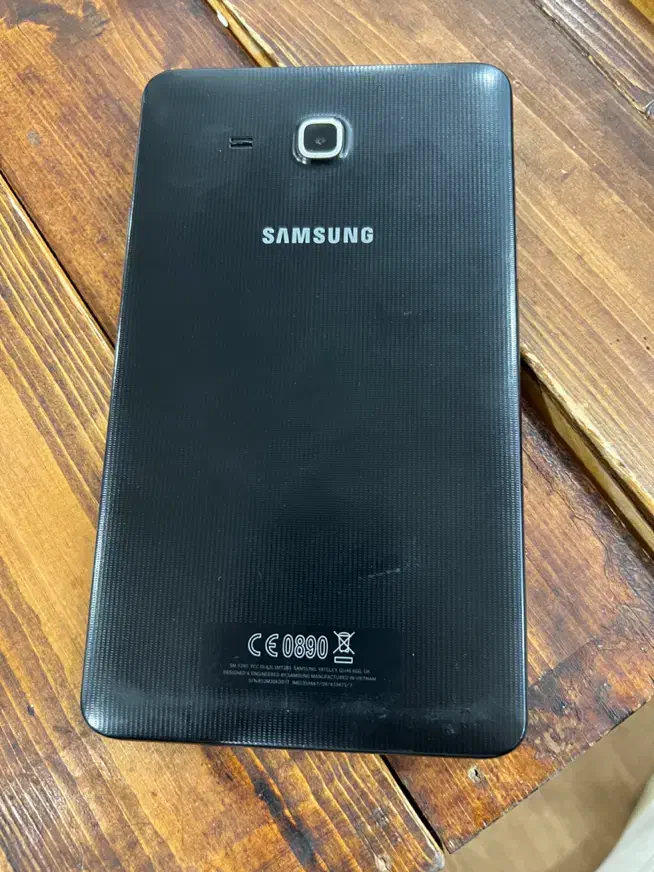 تبلت سامسونگ با جعبه|تبلت|تهران, نیروی هوایی (پیروزی)|دیوار