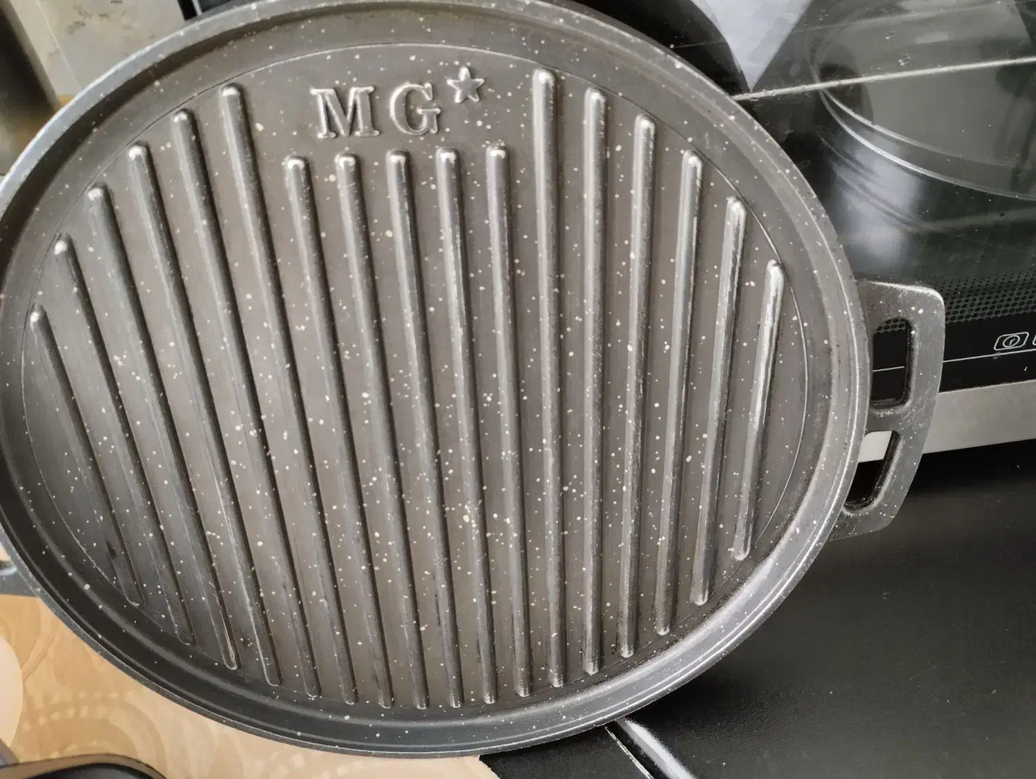 تابه گریل مارک ام جی|ظروف پخت‌وپز|کرمانشاه, |دیوار