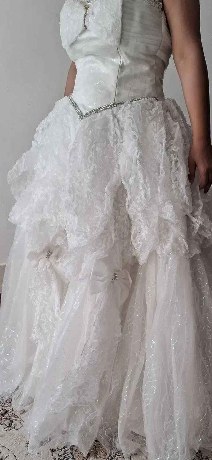 لباس عروس|لباس|سبزوار, کلاته سیفر|دیوار