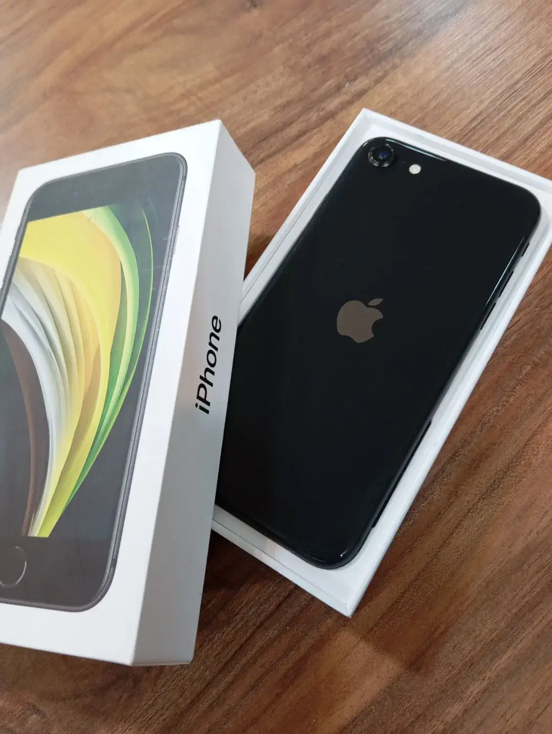 iphone se 2020|موبایل|تبریز, |دیوار