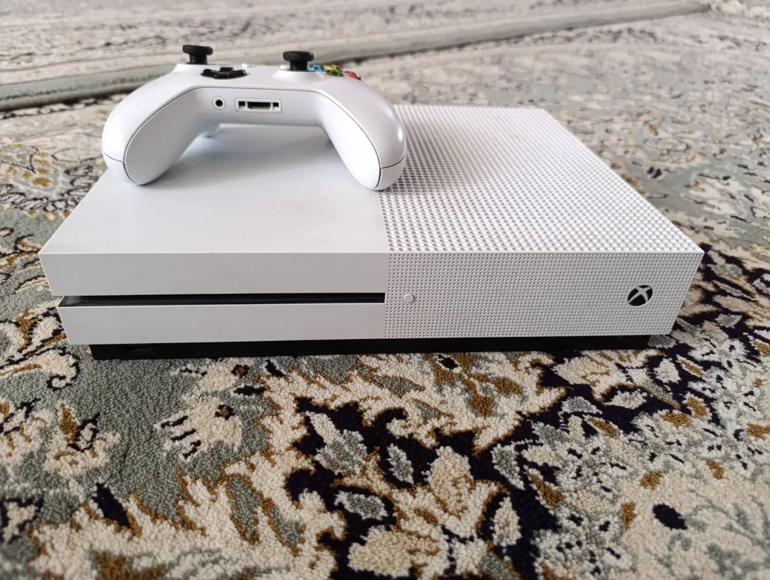 x box one 1TB|کنسول، بازی ویدئویی و آنلاین|شهرضا, |دیوار