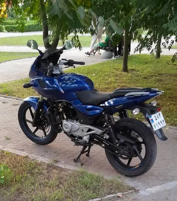 پالس ۲۲۰|موتورسیکلت|بندر انزلی, عباس آباد|دیوار