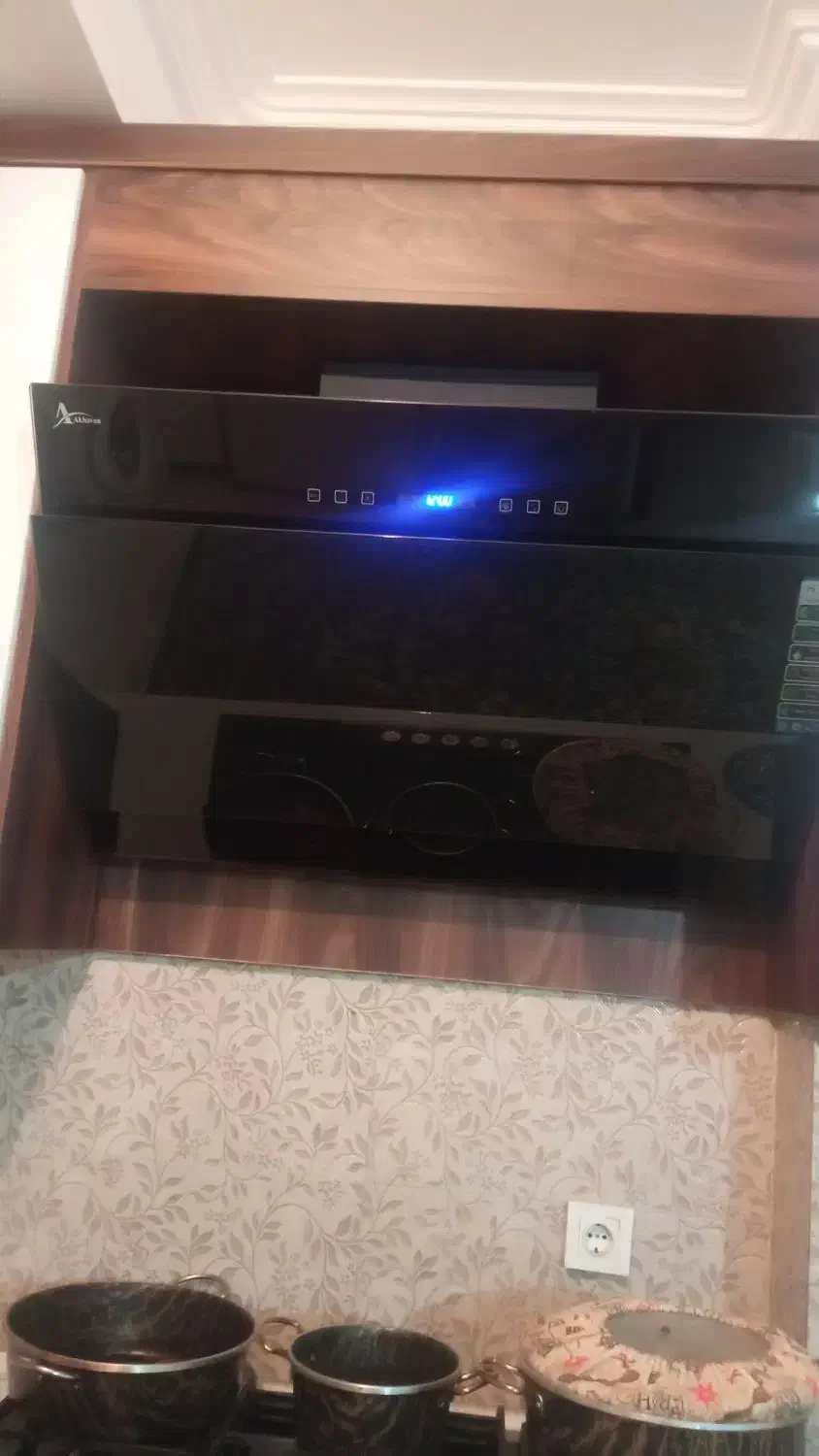 هود داتیس|هود|سهند, |دیوار