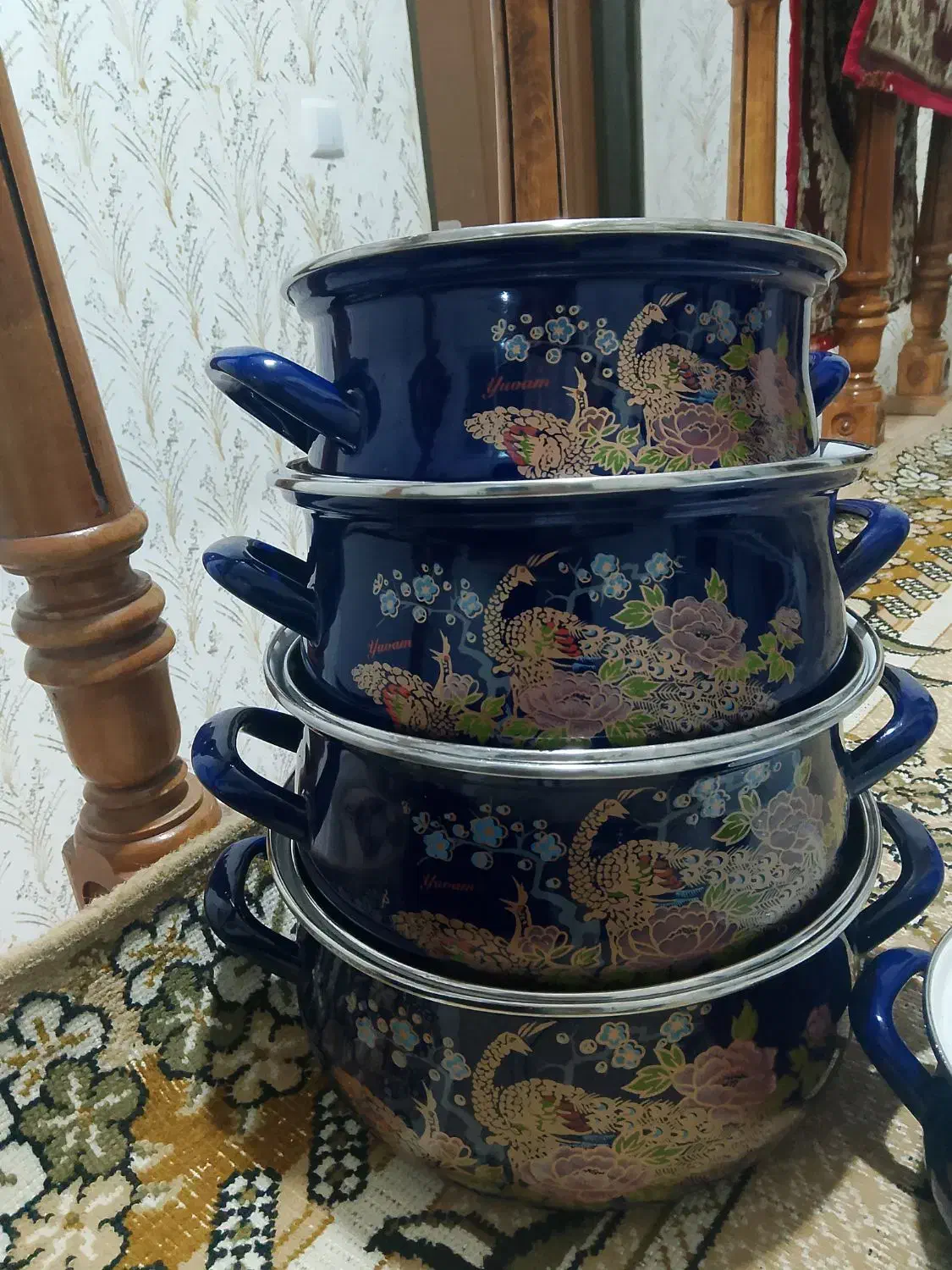 ظروف خانه|ظروف پخت‌وپز|اردبیل, |دیوار