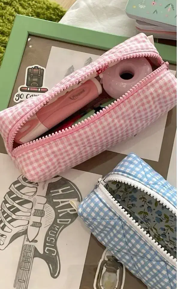 میکاپ بگ، جامدادی|کیف، کفش، کمربند|جاجرم, |دیوار