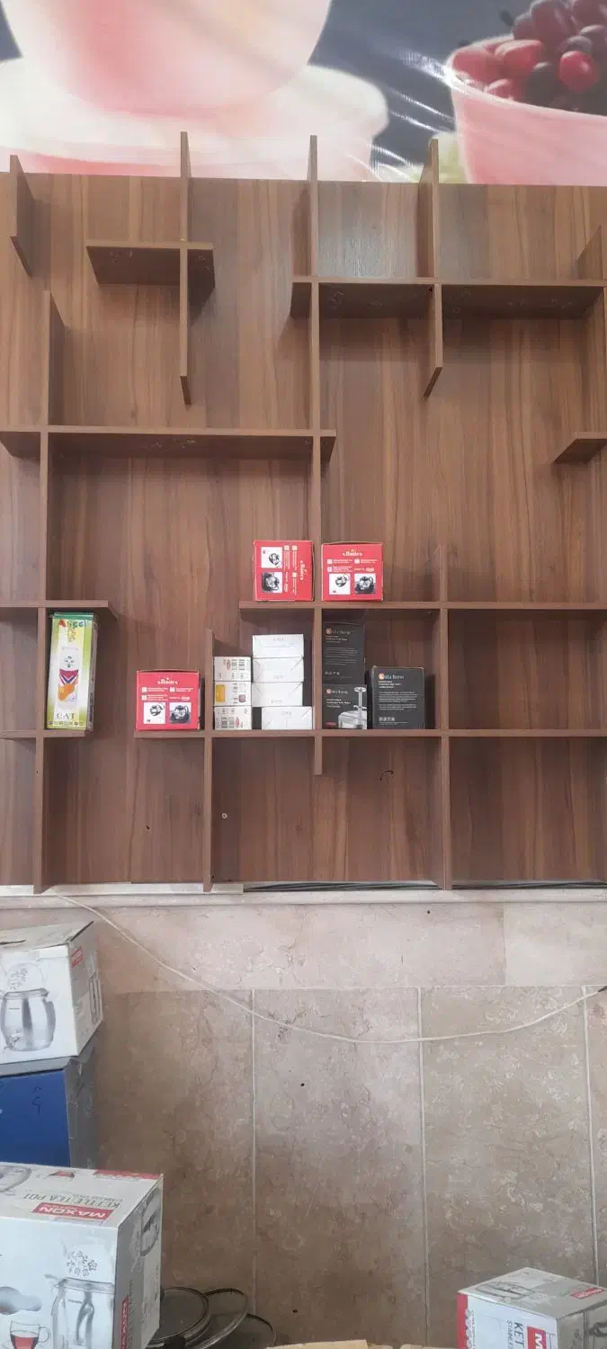 ویترین فروشگاه|بوفه، ویترین، کنسول|هشتگرد, گلسار|دیوار