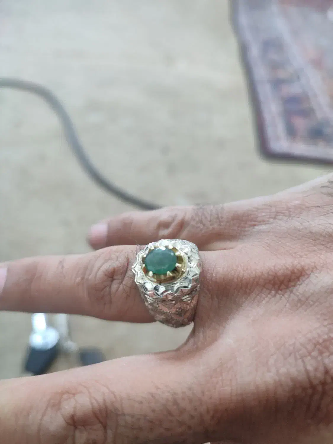 انگشتر دست دلبر و زمرد زامبیا|جواهرات|زاهدان, |دیوار