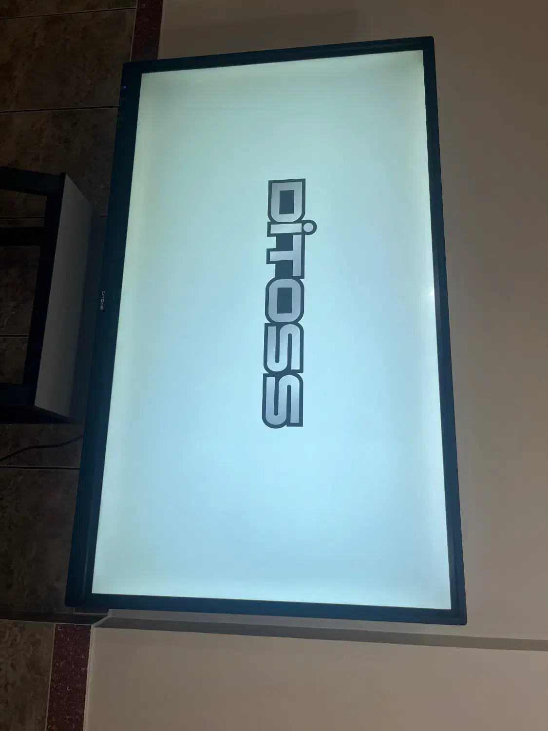 نمایشگر و تلویزیون هوشمند ۶۵ اینچ کره ای دیتوس|تلویزیون و پروژکتور|ساری, |دیوار