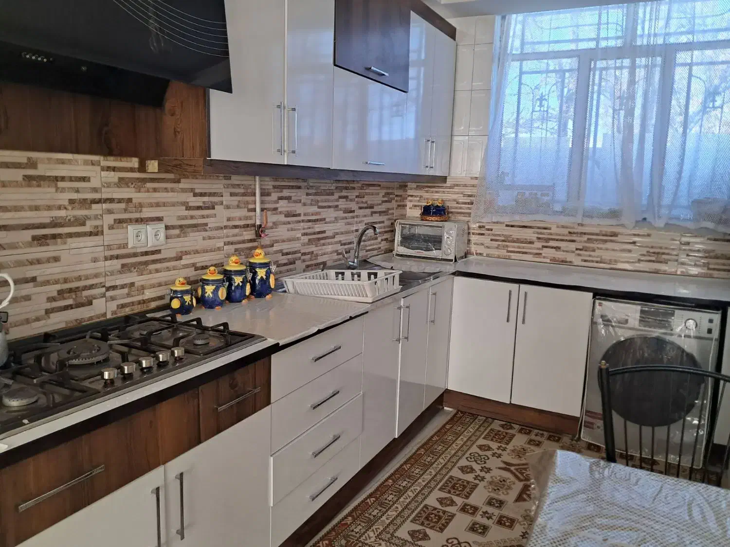 ویلایی دربست بازسازی شده در بهار|فروش خانه و ویلا|گلبهار, شهر جدید گلبهار|دیوار