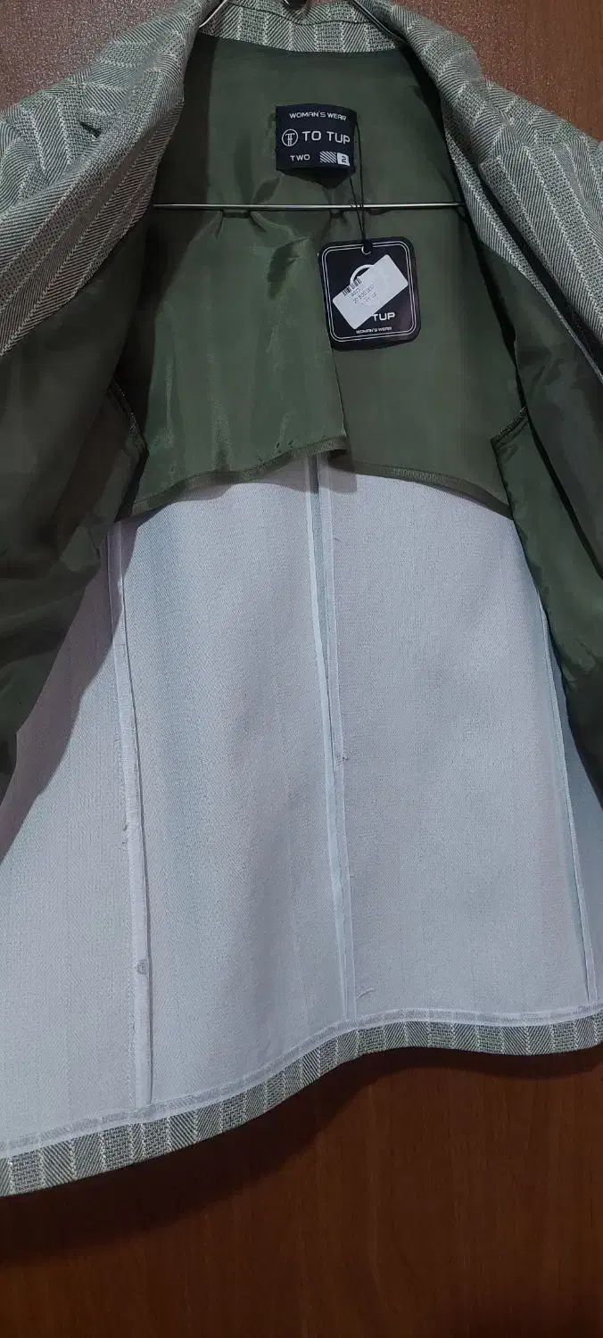 کت بهاره|لباس|سلماس, |دیوار