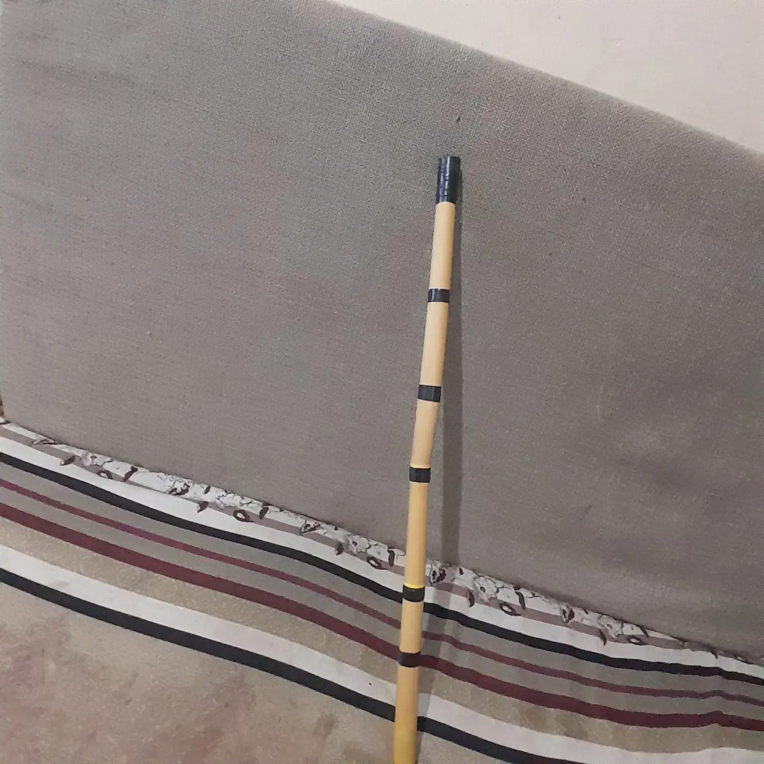 نی دندانی|سازهای بادی|مسجد سلیمان, |دیوار