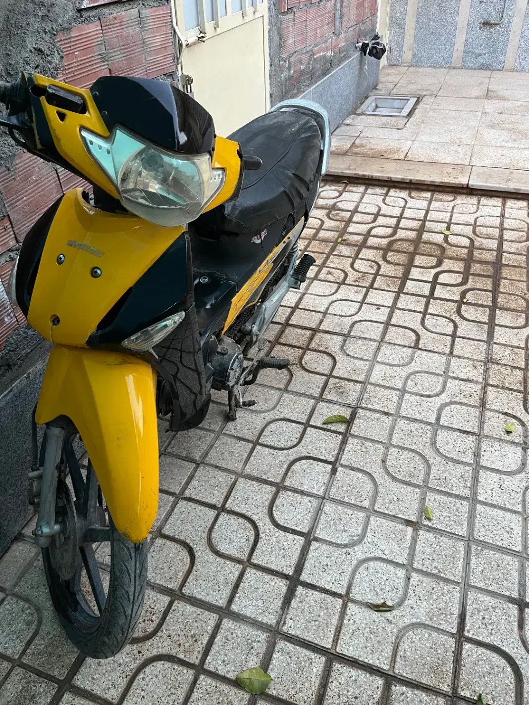 بی کلاچ ۱۳۵ پیشرو مدل ۹۴|موتورسیکلت|کرمان, |دیوار