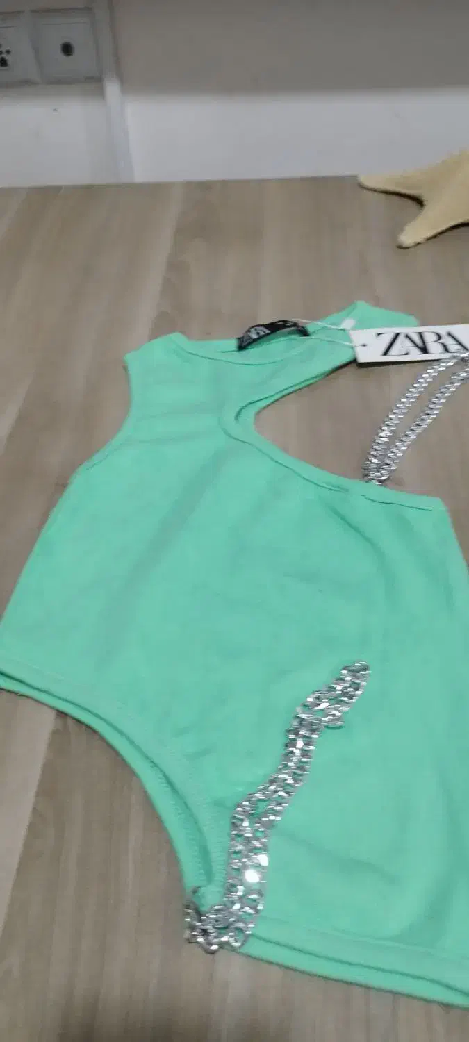 ست کراپ و نیم‌تنه ورزشی زارا اصل|لباس|کیش, |دیوار