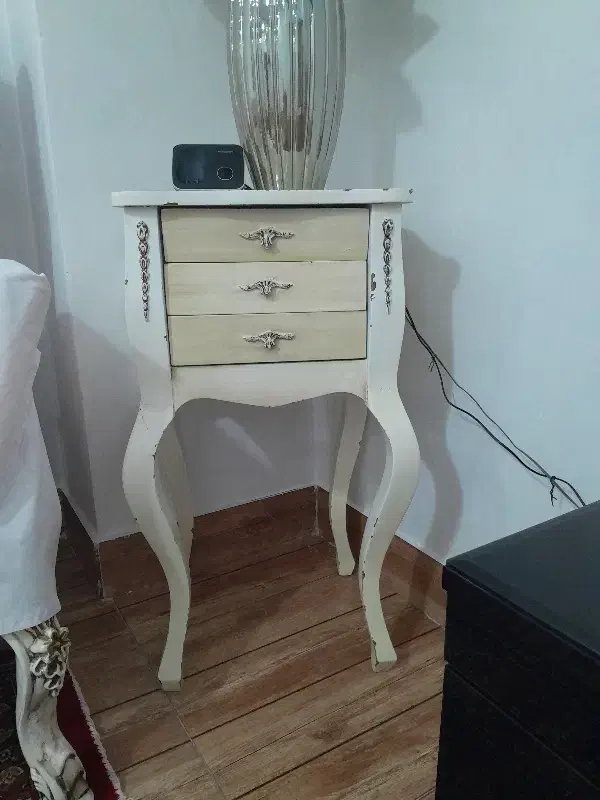 میزتلفن|میز تلفن|قرچک, مهدیه|دیوار