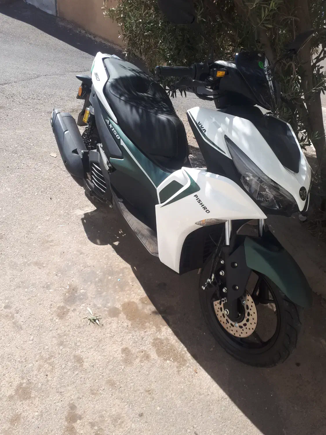 موتور ax150 قیمت روز بازار حدود ۱۸۵میلیون تومان|موتورسیکلت|منجیل, |دیوار