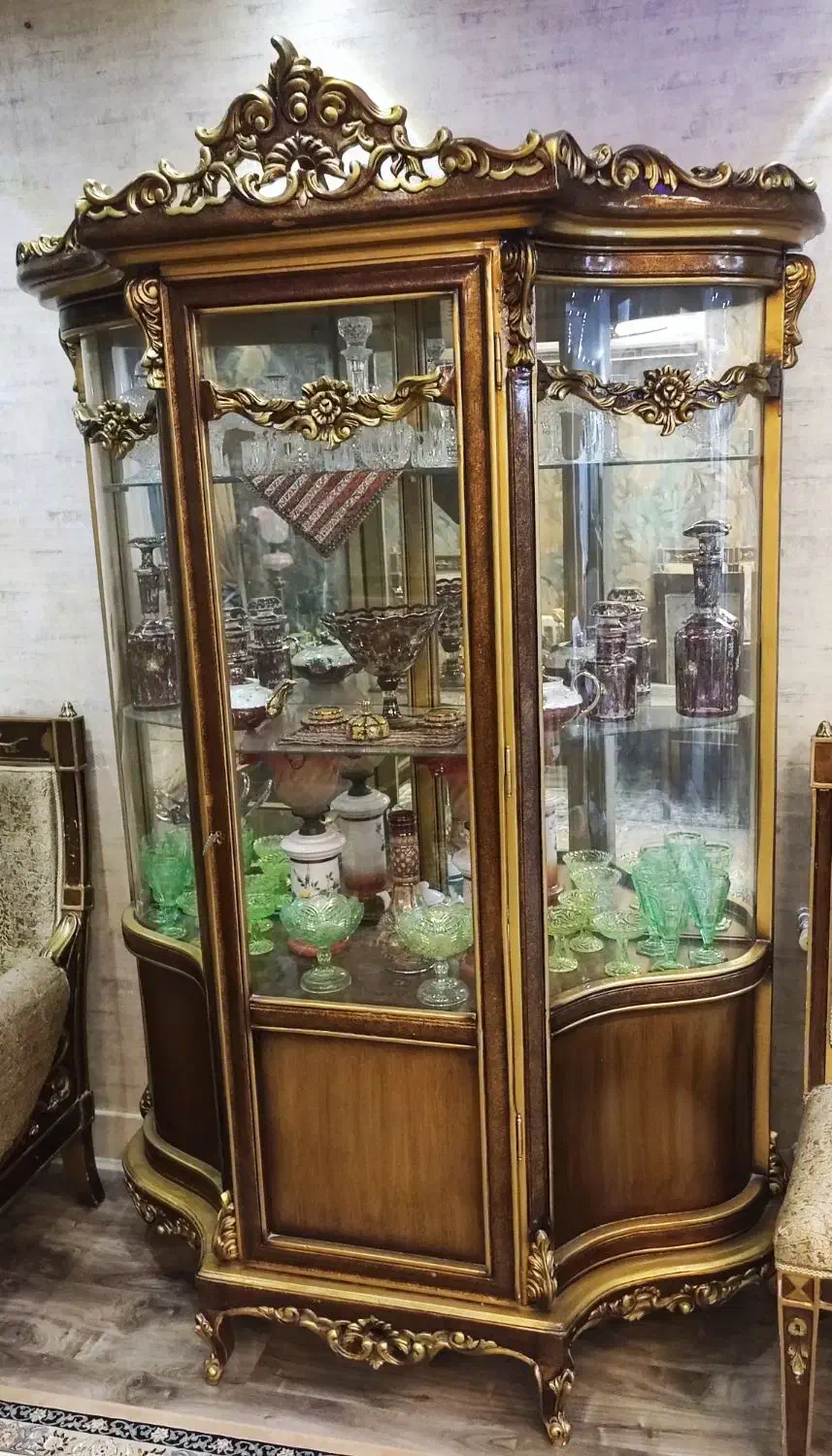 ویترین سلطنتی|بوفه، ویترین، کنسول|کاشان, امیرکبیر|دیوار