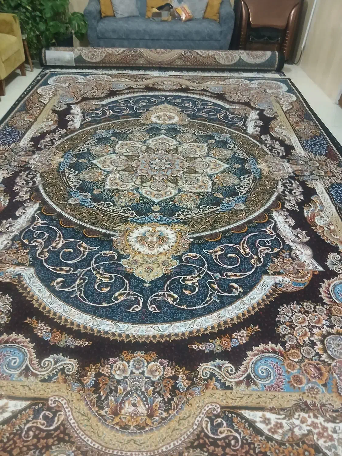 فرش ۱۲متری جفت محتشم|فرش|بجنورد, |دیوار