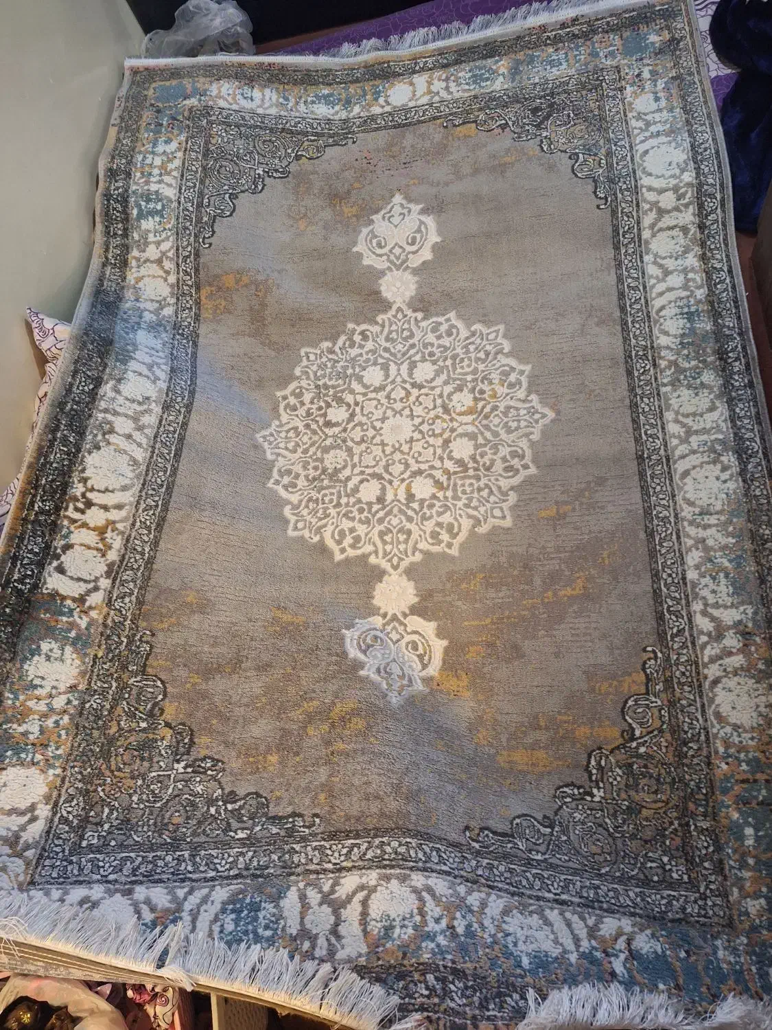 قالیچه در حد نو|فرش|شهرکرد, |دیوار