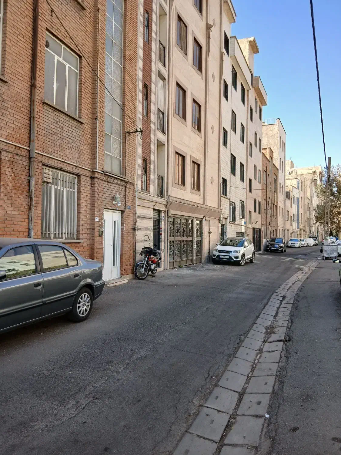 150 متر در سه طبقه جنوبی بادستور نقشه 5 طبقه|فروش خانه و ویلا|تهران, نظامآباد|دیوار