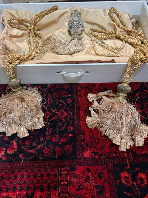 شرابه و آویز پرده ( جمع کن والان پرده تور)|پرده، رانر، رومیزی|تهران, آبشار تهران (دریاچه)|دیوار