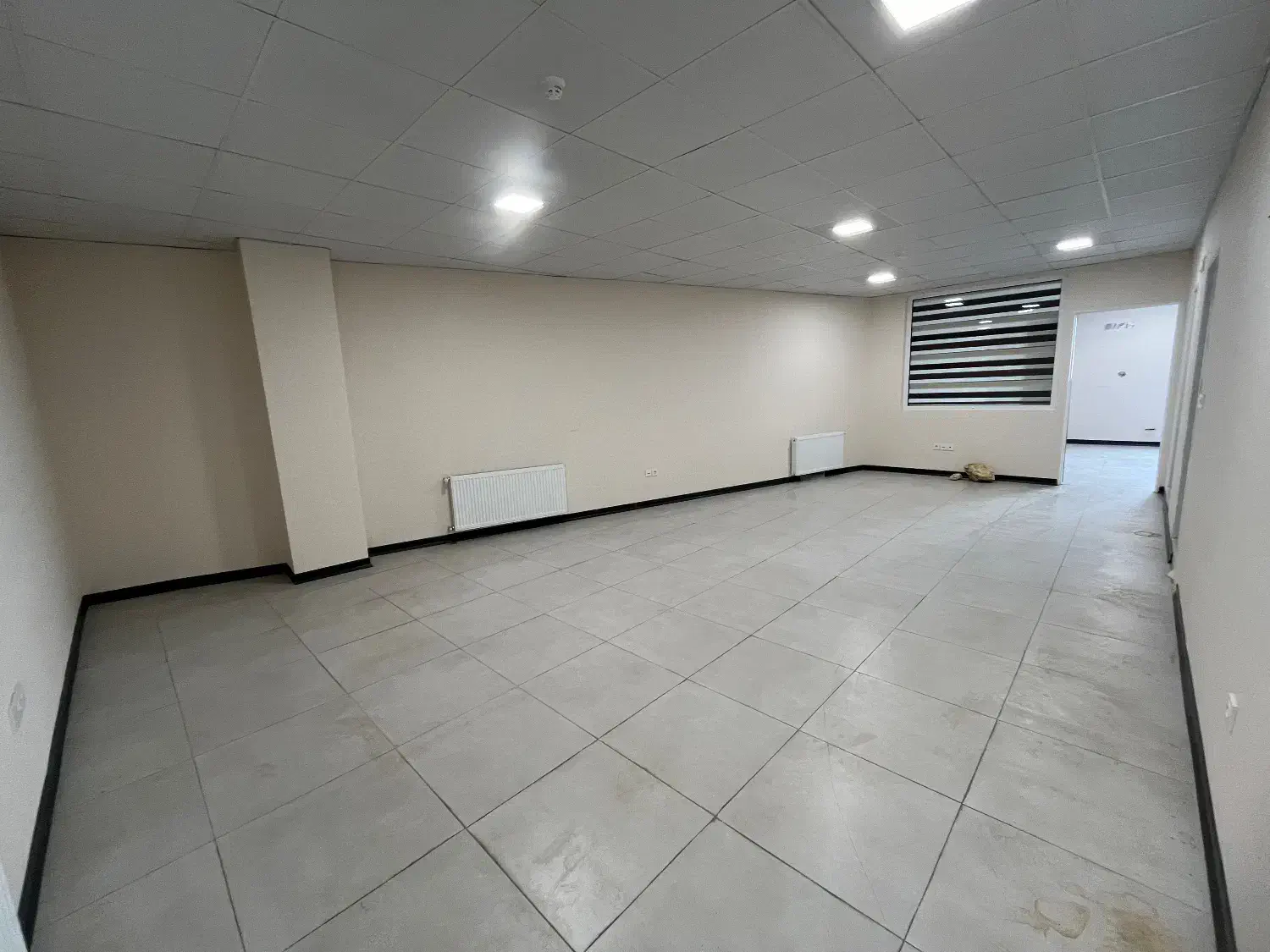 واحد اداری حاشیه خیابان آزادی|فروش دفتر کار، اتاق اداری، مطب|بجنورد, |دیوار