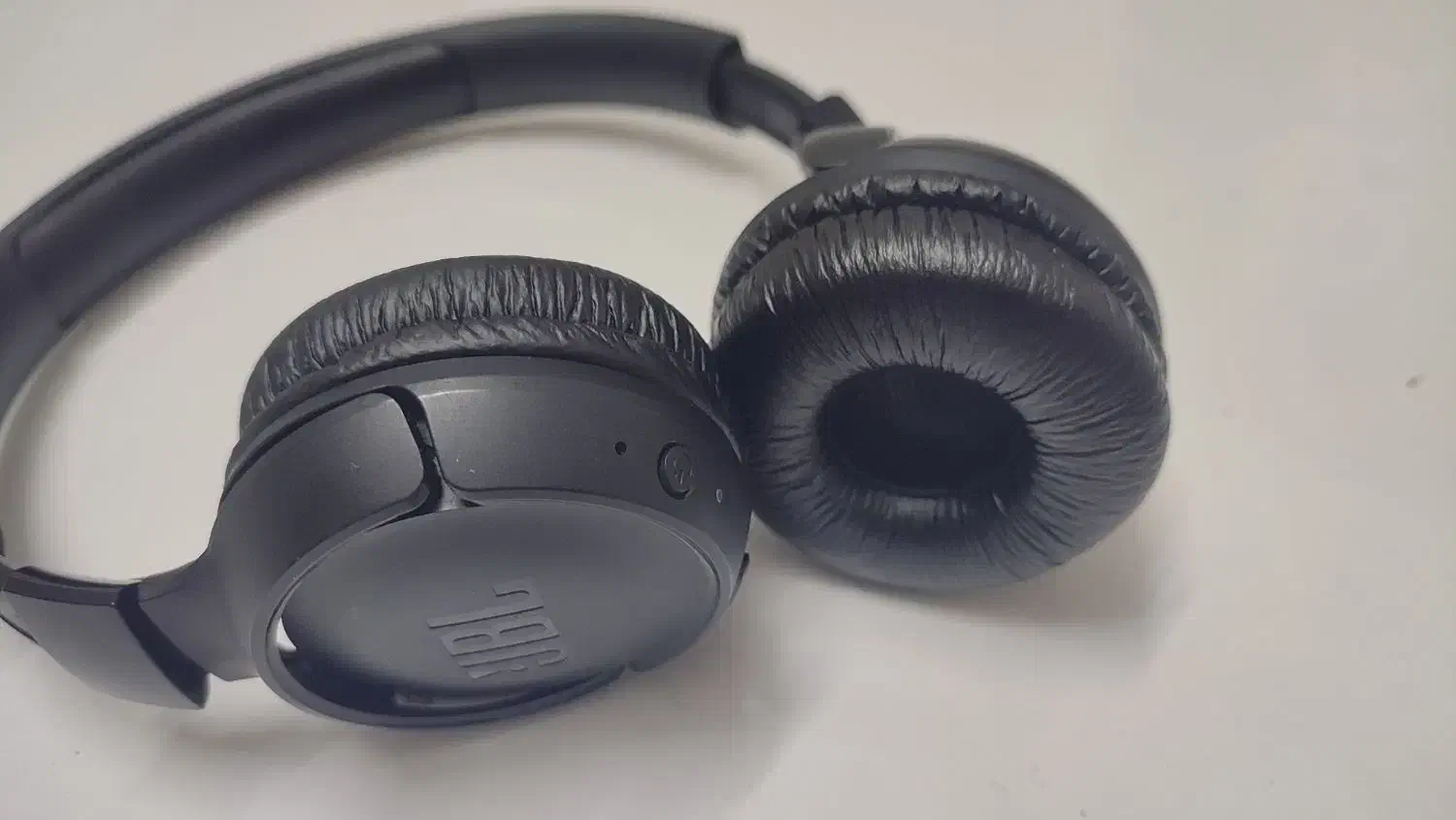 هدفون JBL Tune 520bt|لوازم جانبی موبایل و تبلت|قم, شهرک امام حسن|دیوار