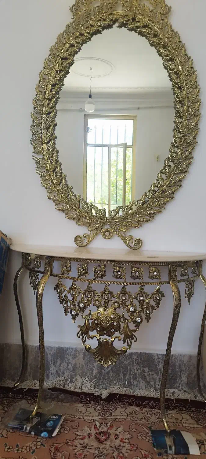 بوفه و آینه شمعدان برنز|بوفه، ویترین، کنسول|خاوه, |دیوار