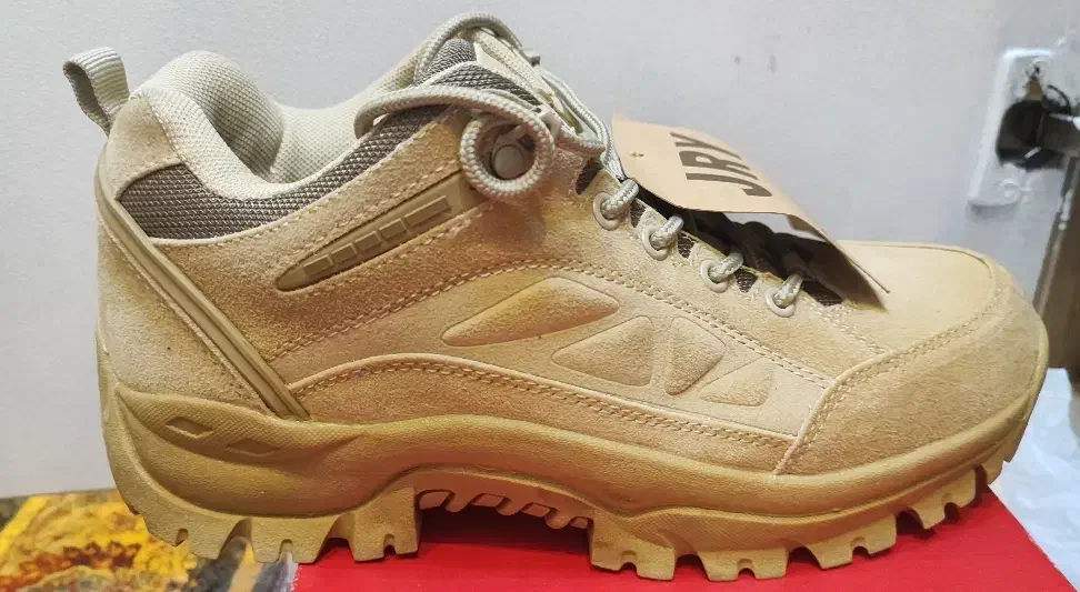 کتونی اورجینال برند JRY|کیف، کفش، کمربند|پردیس, فاز ۱|دیوار