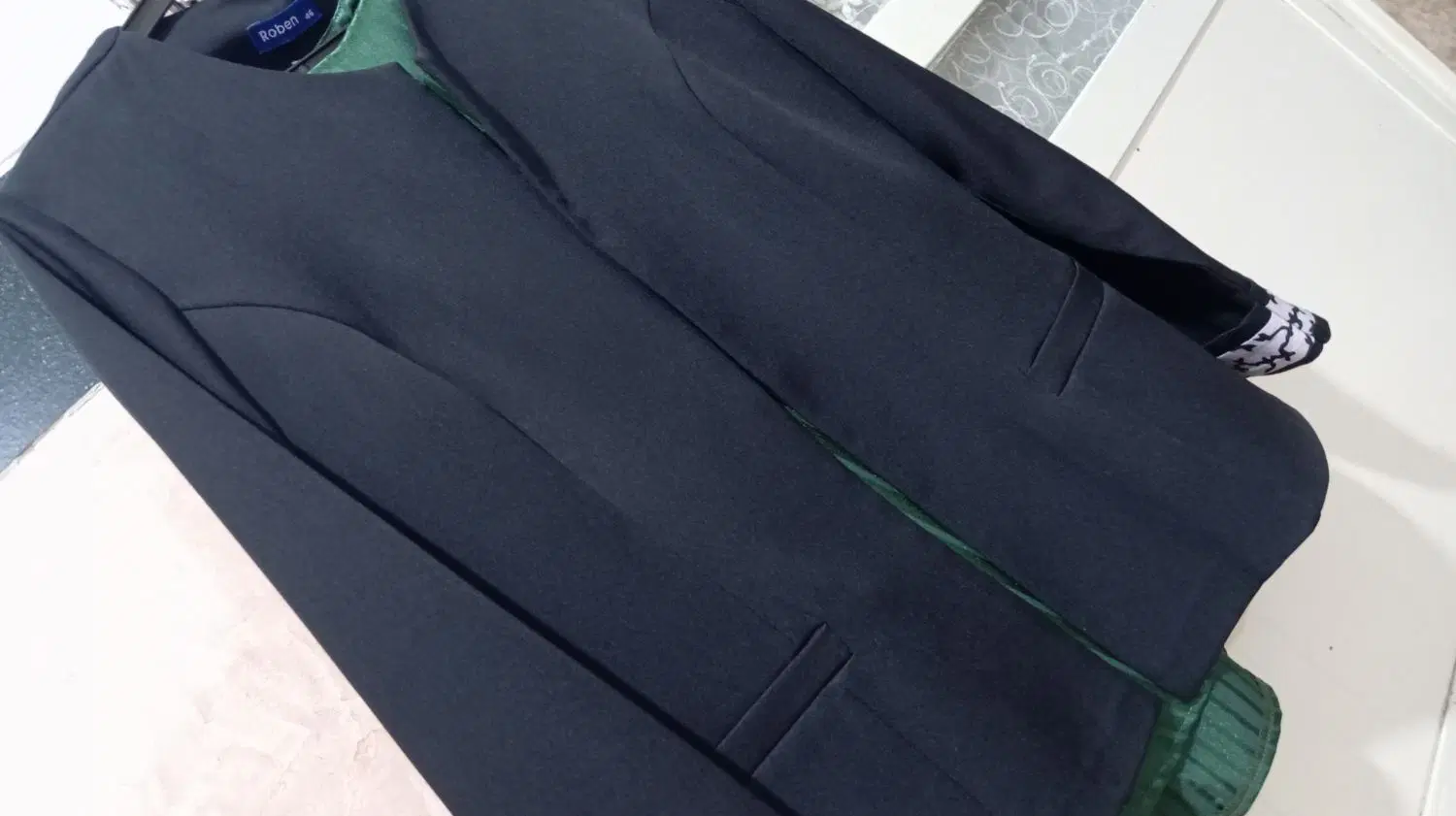 کت نو|لباس|چهارباغ, |دیوار