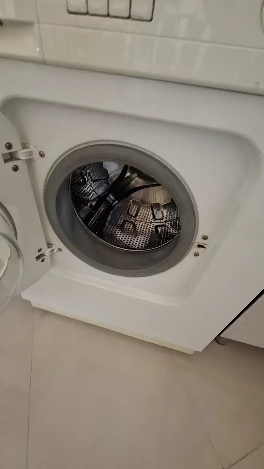 ماشین لباسشوی|ماشین لباسشویی و خشک‌کن لباس|گلپایگان, |دیوار