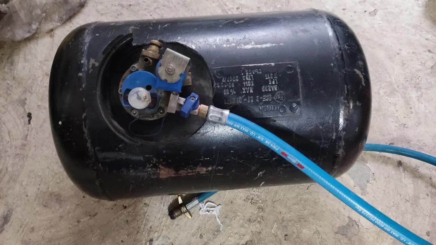 کپسول ال پی جی|اجاق گاز و لوازم برقی پخت‌وپز|مهاباد (آذربایجان غربی), |دیوار