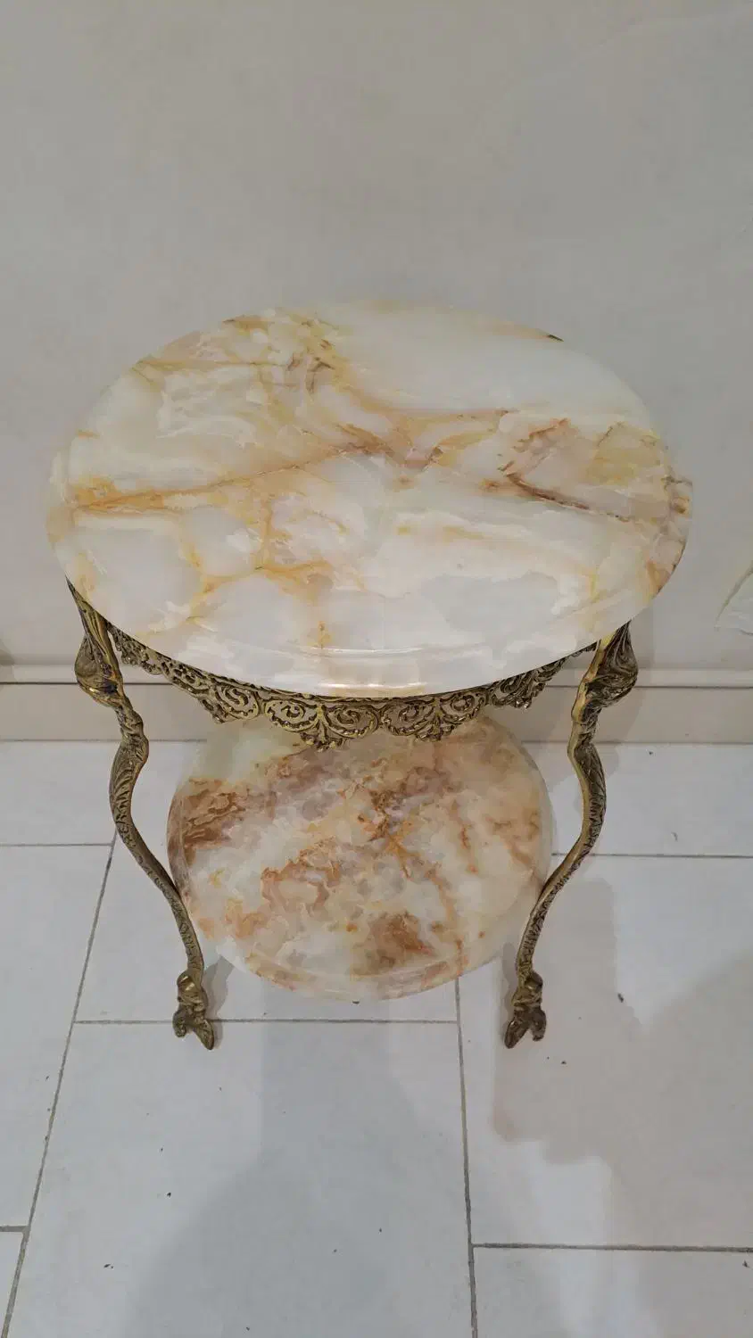 میز برنز|میز تلفن|اندیشه, اندیشه فاز ۲|دیوار