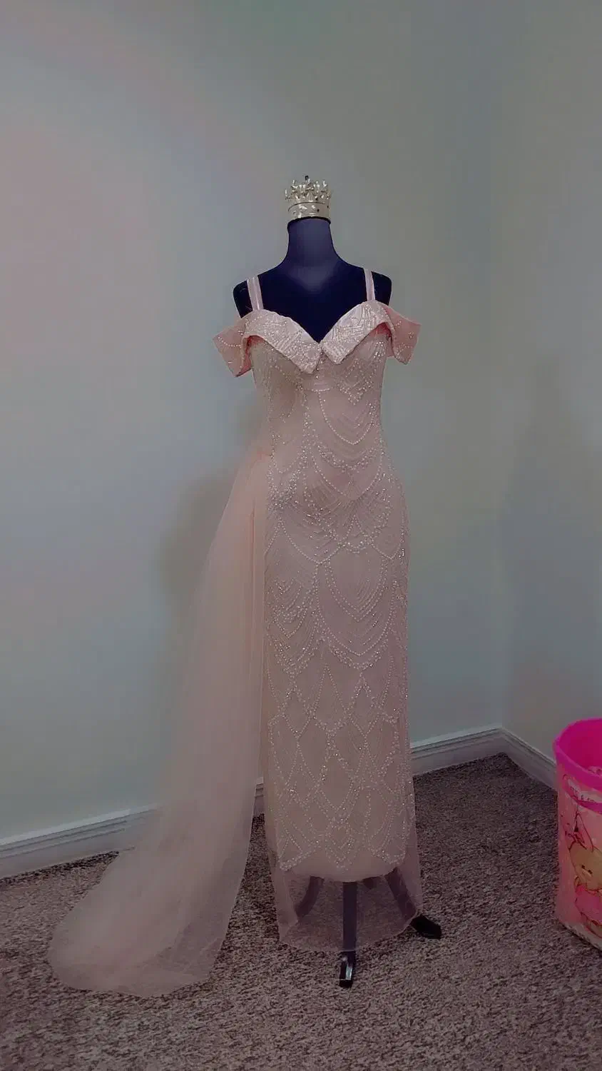 لباس مجلسی|لباس|دزفول, |دیوار