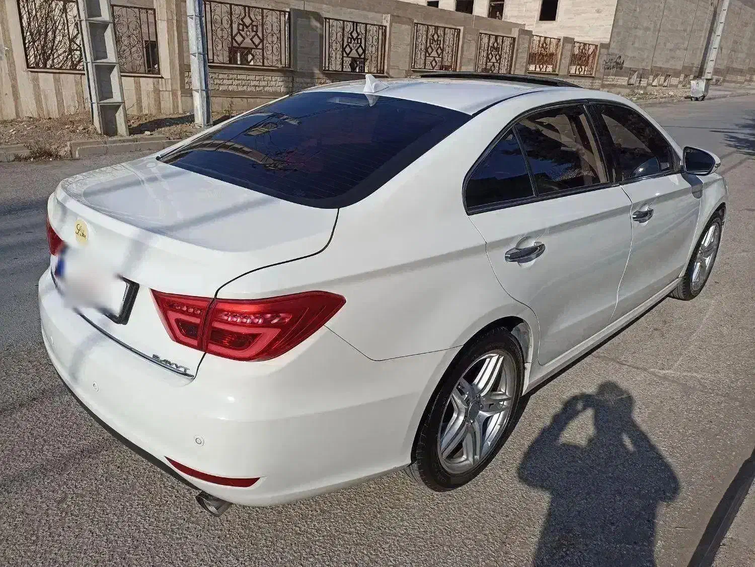 لیفان ۸۲۰|خودرو سواری و وانت|خرمآباد, |دیوار